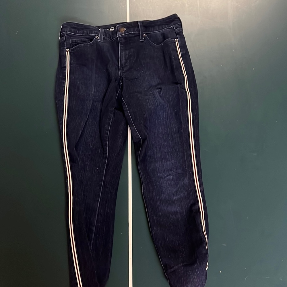 Mid rise skinny jeans